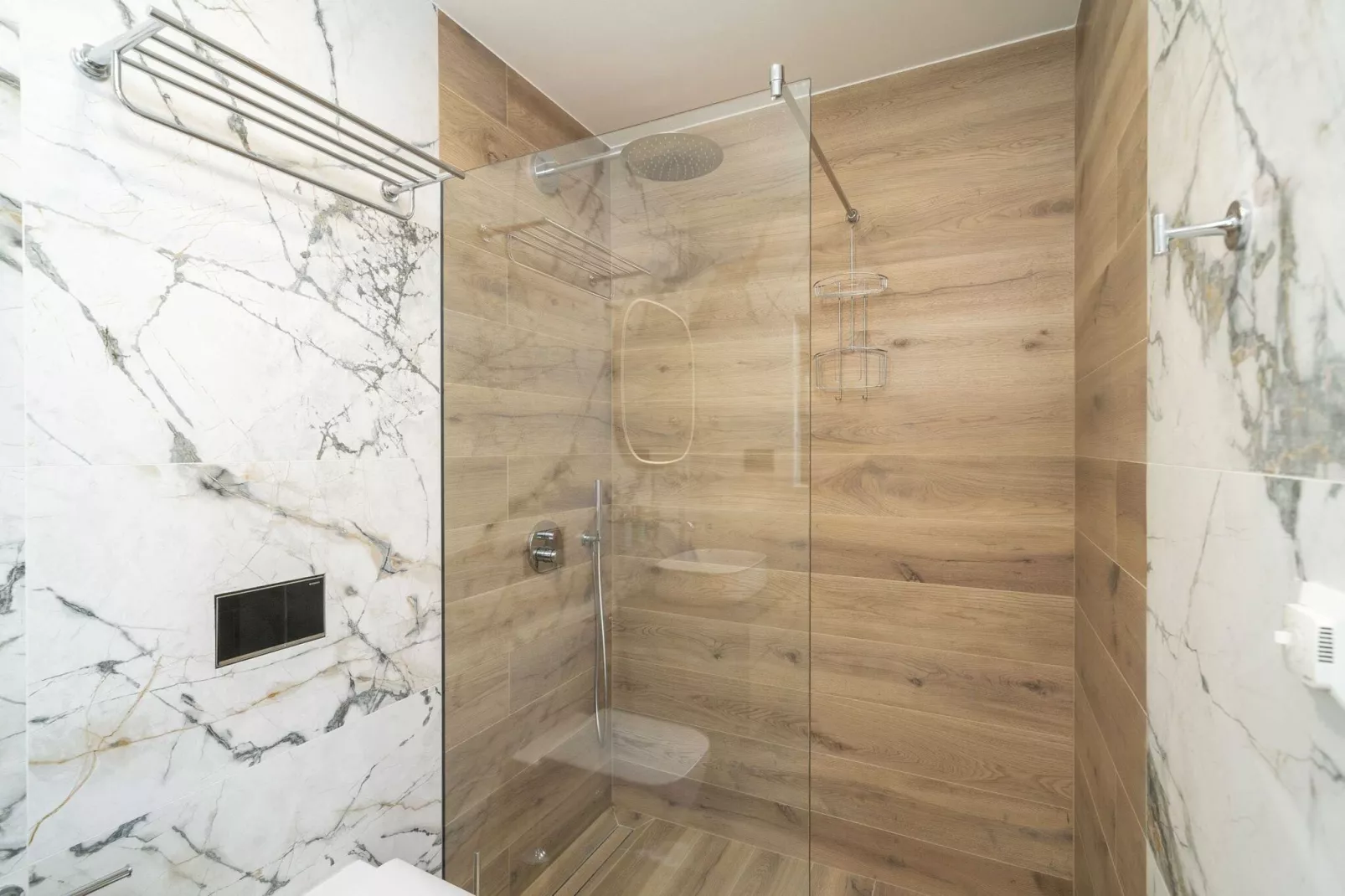 Apartments Villa Royale - Luxury One Bedroom Apartment with Terrace - 5-Badezimmer
