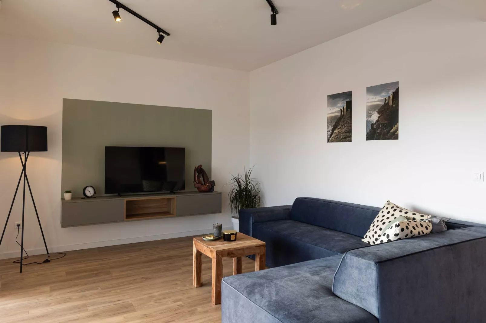 Apartments aMare - Three Bedroom Apartment with Balcony and Sea View - 2-Living room