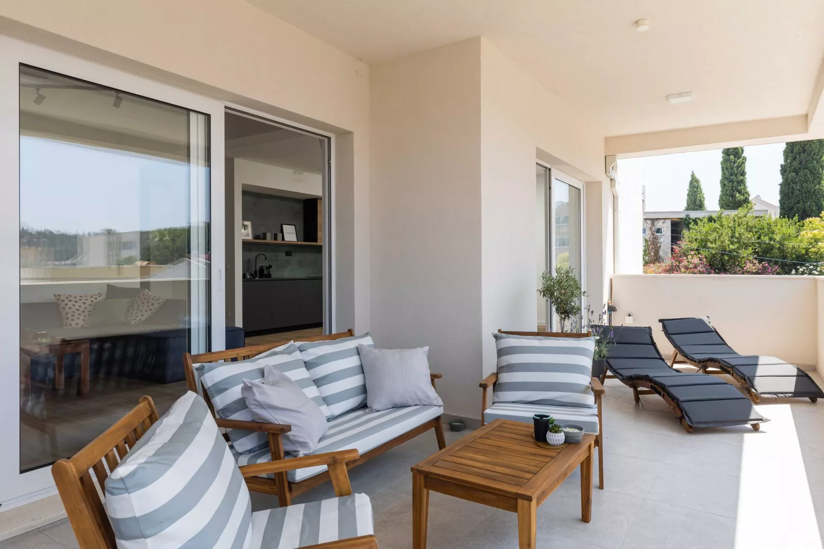 Apartments aMare - Three Bedroom Apartment with Balcony and Sea View - 2-Terrace balcony