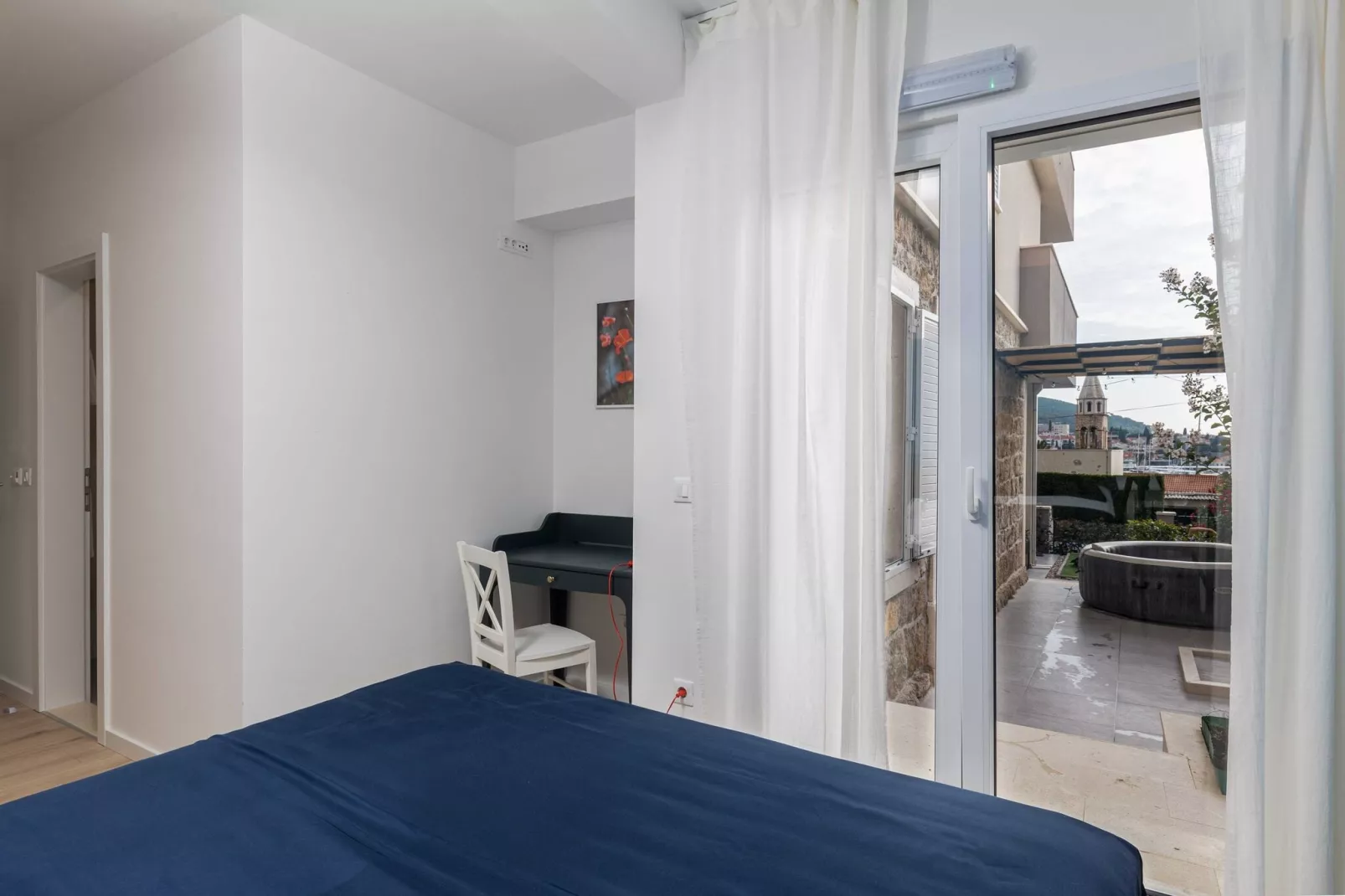 Apartments aMare - Three Bedroom Apartment with Terrace and Jacuzzi- 1-Bedroom