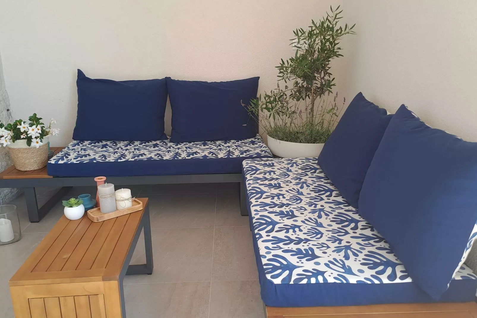 Apartments aMare - Three Bedroom Apartment with Terrace and Jacuzzi- 1-Terrace