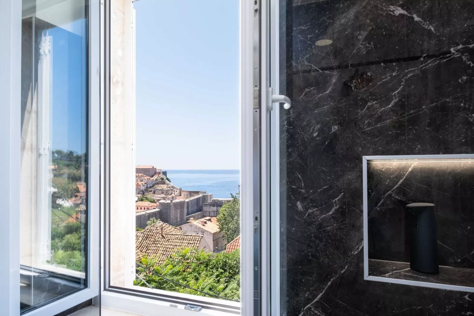 Dubrovnik Fantasy Apartments - Studio with Sea and city view - 1-Bathroom