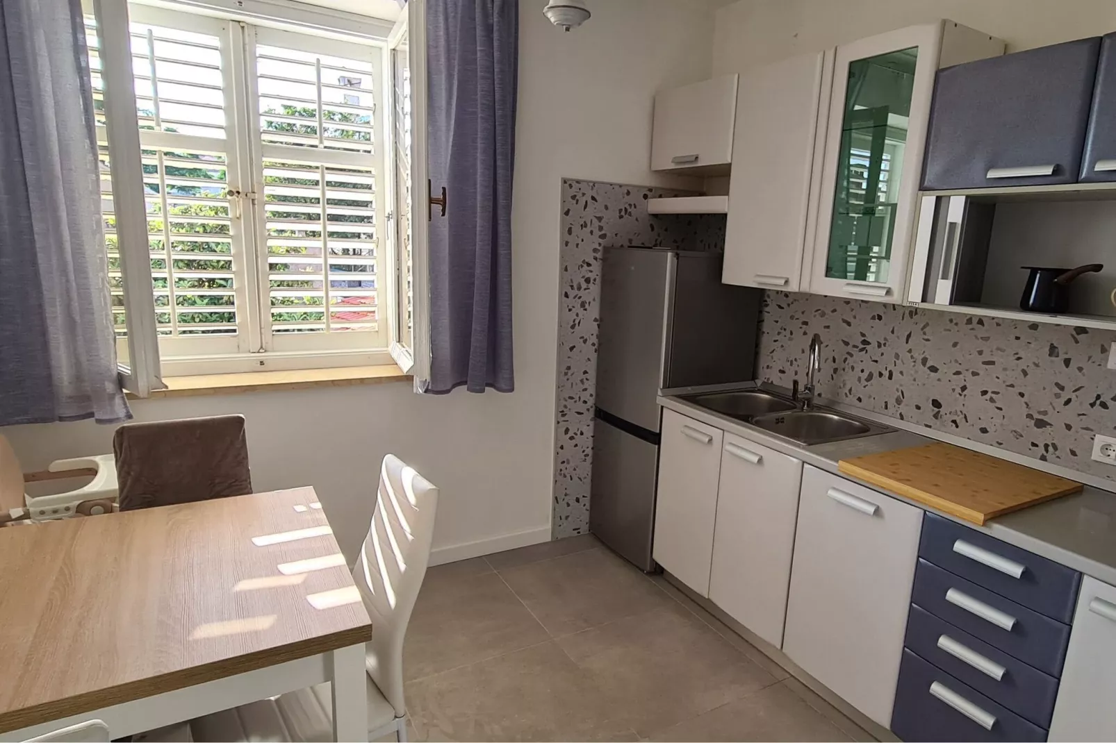 Apartment Solvit - Three Bedroom Apartment with Terrace-Küche