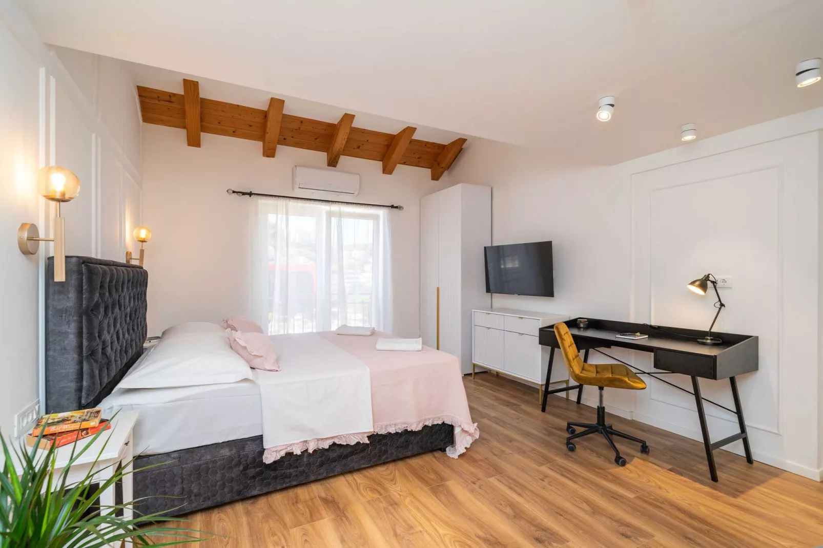 Villa Aura - Comfort double room-Bedroom