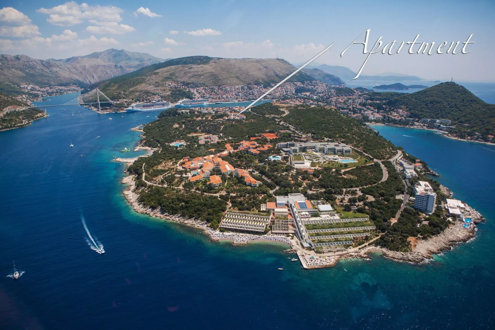 Apartment 3 beaches with free parking - Two Bedroom Apartment with Balcony and Sea View-View
