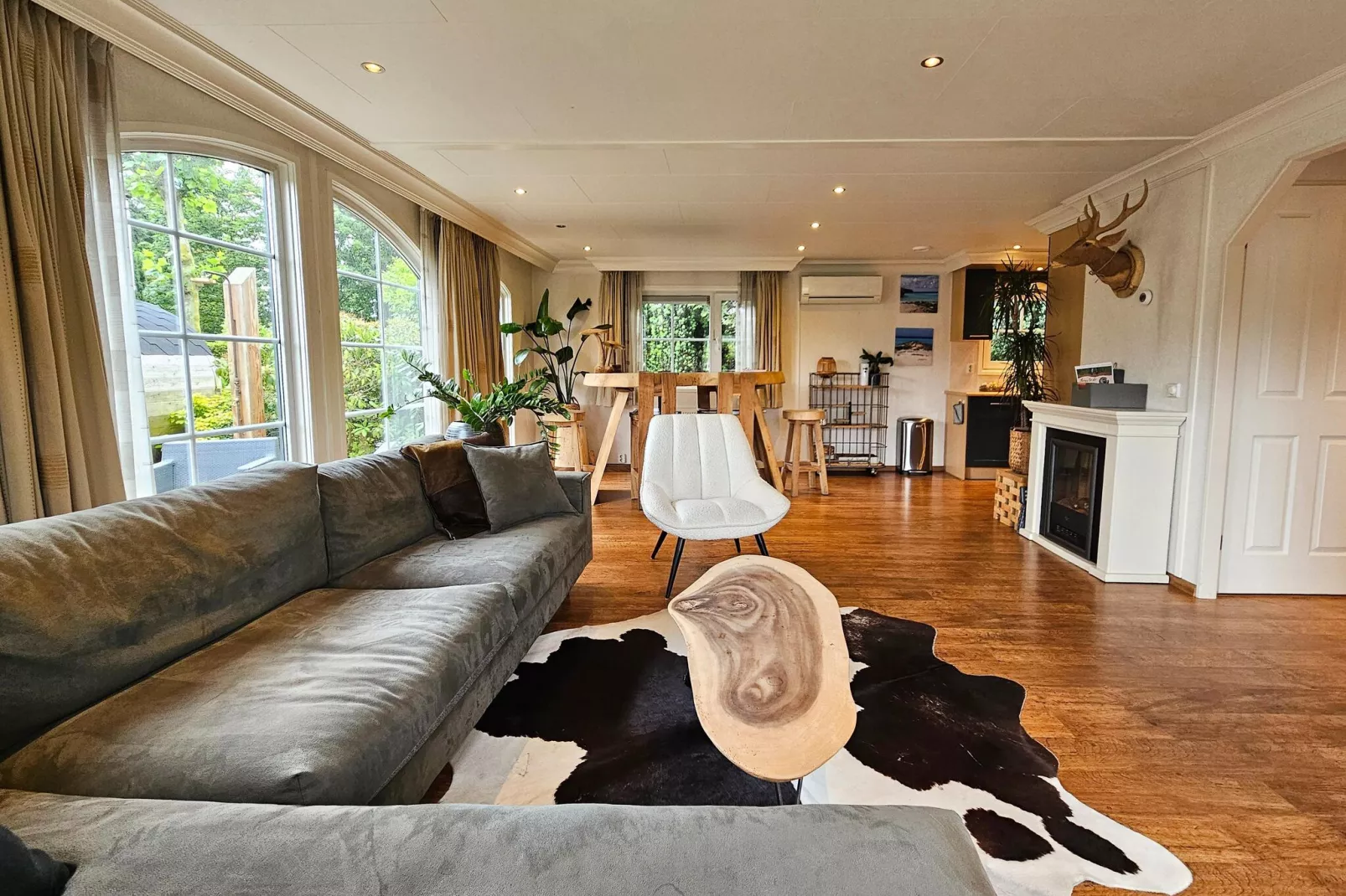 Chalet Kieftveen Voorthuizen 6 pax-Living room