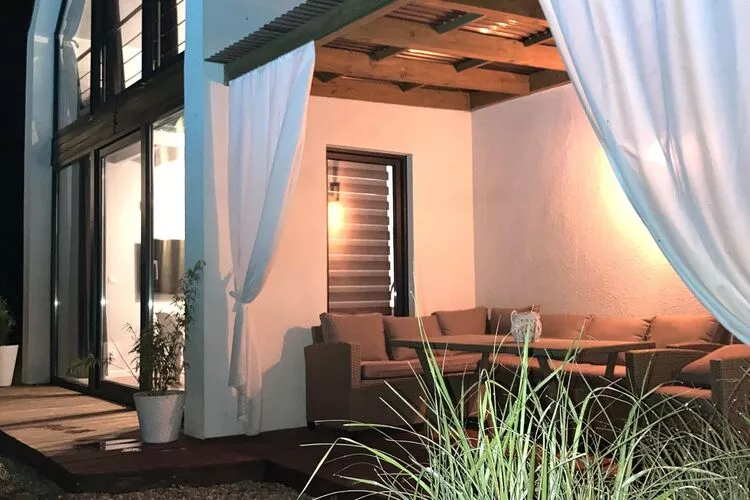 Dom wakacyjny z basenem w Swinoujsciu-Terrassenbalkon