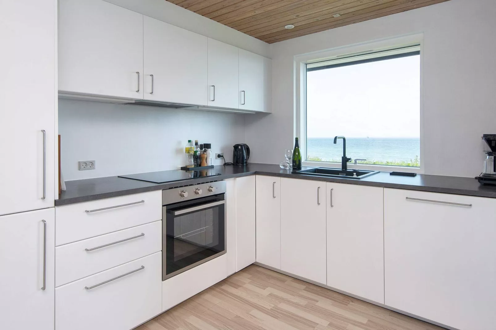 Retraite panoramique en bord de mer -- By Traum Ferienwohnungen-Intérieur