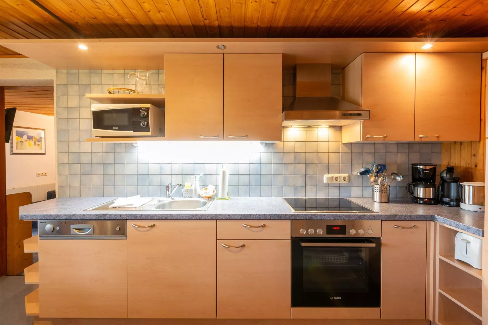 Apartment 3-5/2-Kitchen