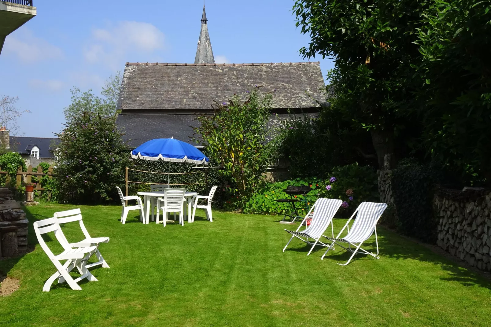 Holiday flat Matignon-Gardens summer
