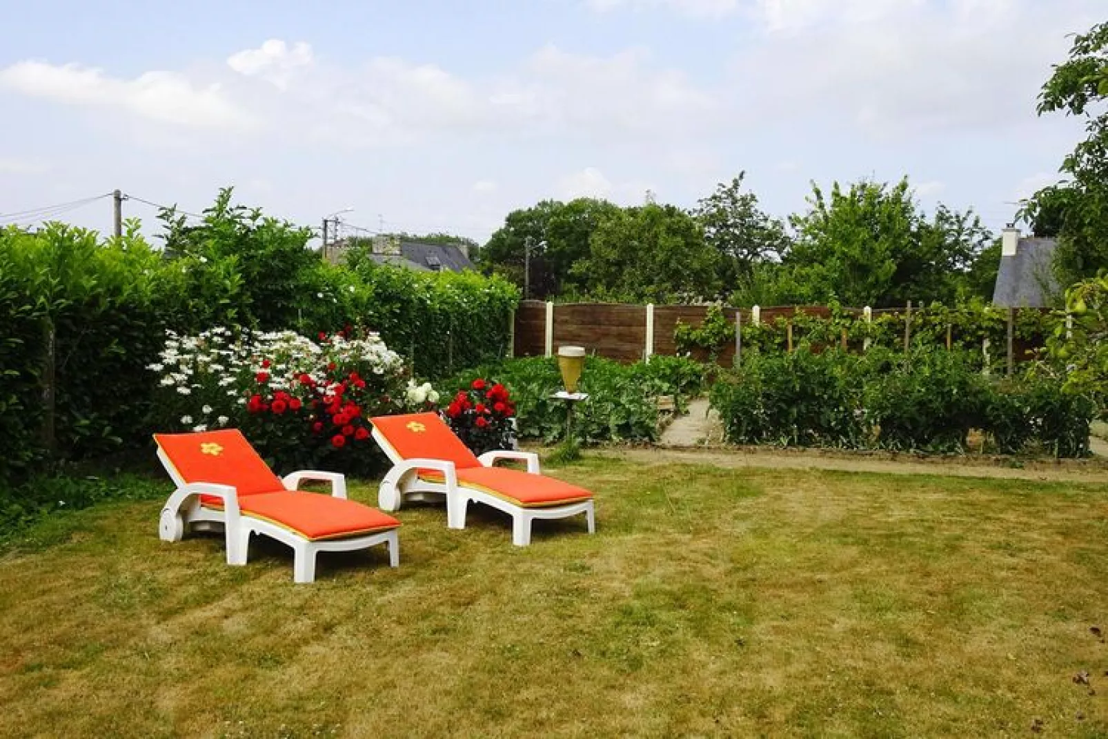 Holiday flat Matignon-Gardens summer