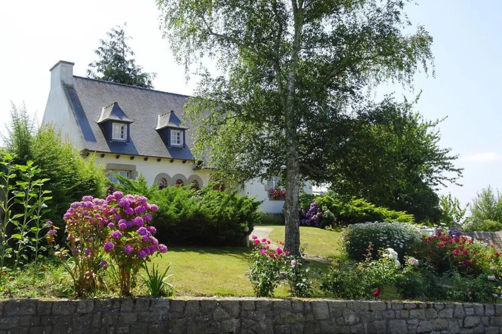 Holiday flat Matignon-Exterior summer