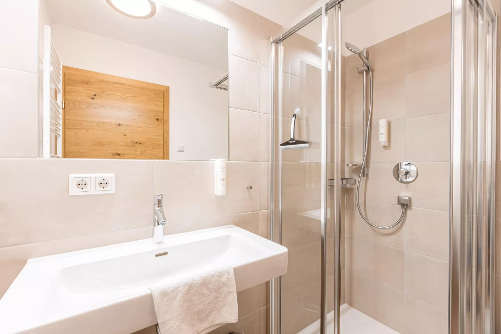 Turrach Lodges 3-Bathroom