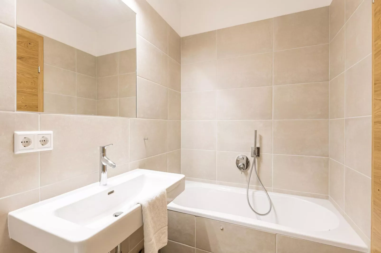 Turrach Lodges 2-Bathroom