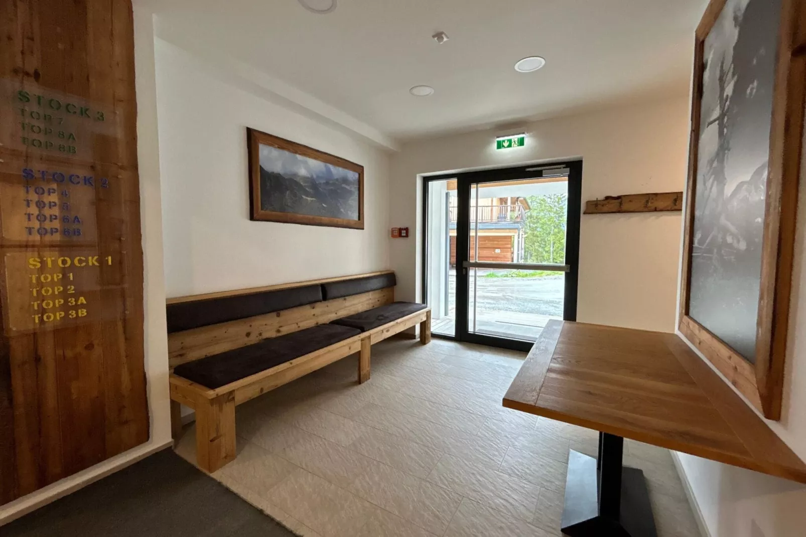 Turrach Suites 6-Living room