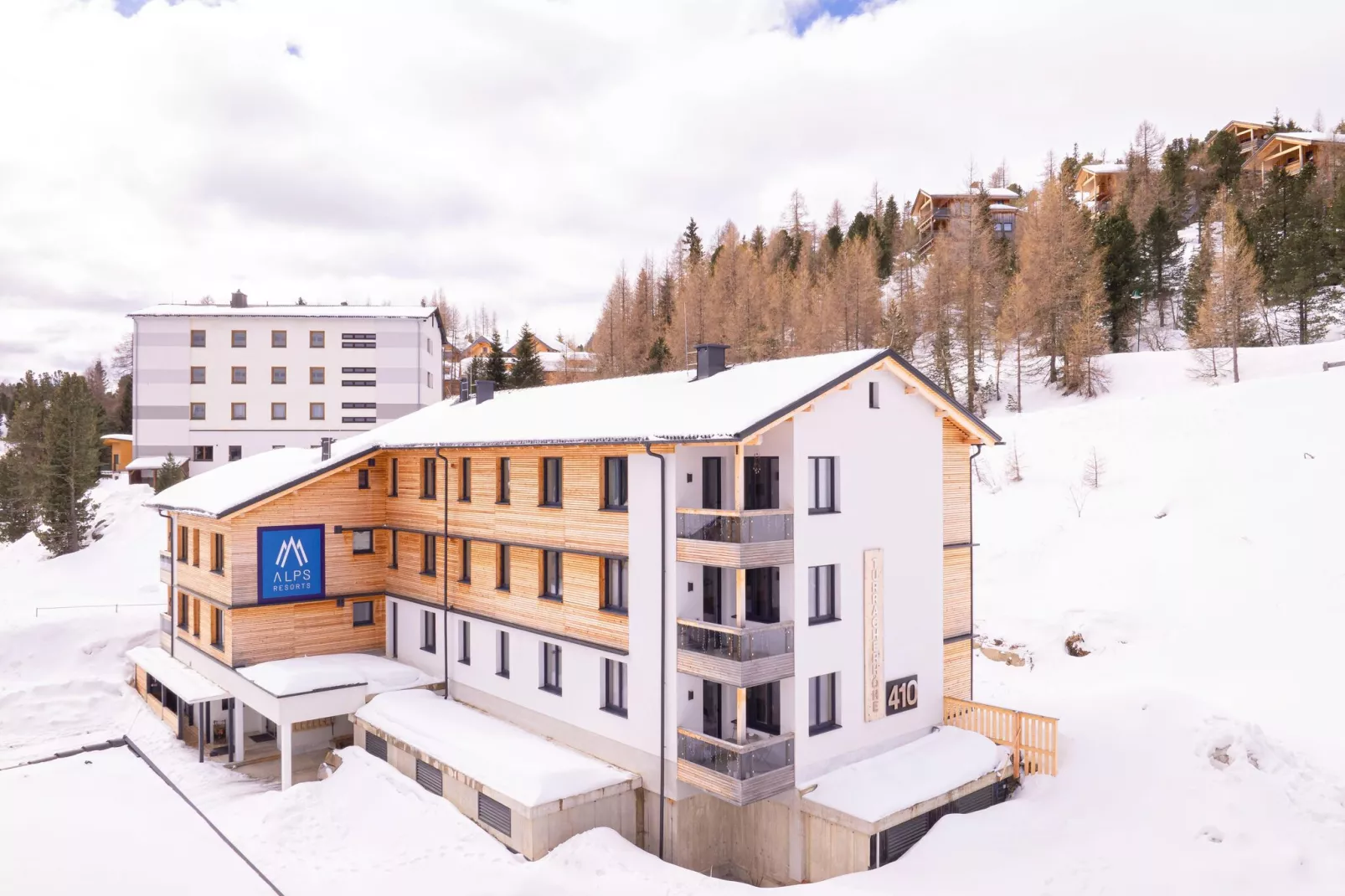 Turrach Suites 6-Exterior winter