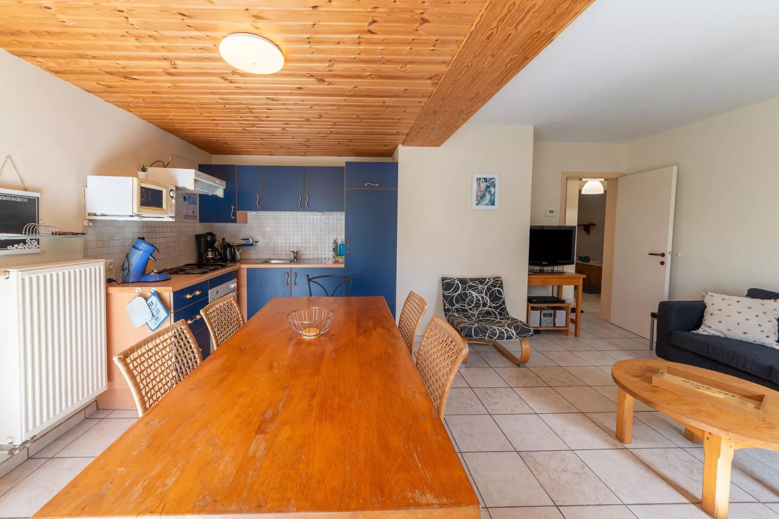 Yameta Down-Dining room