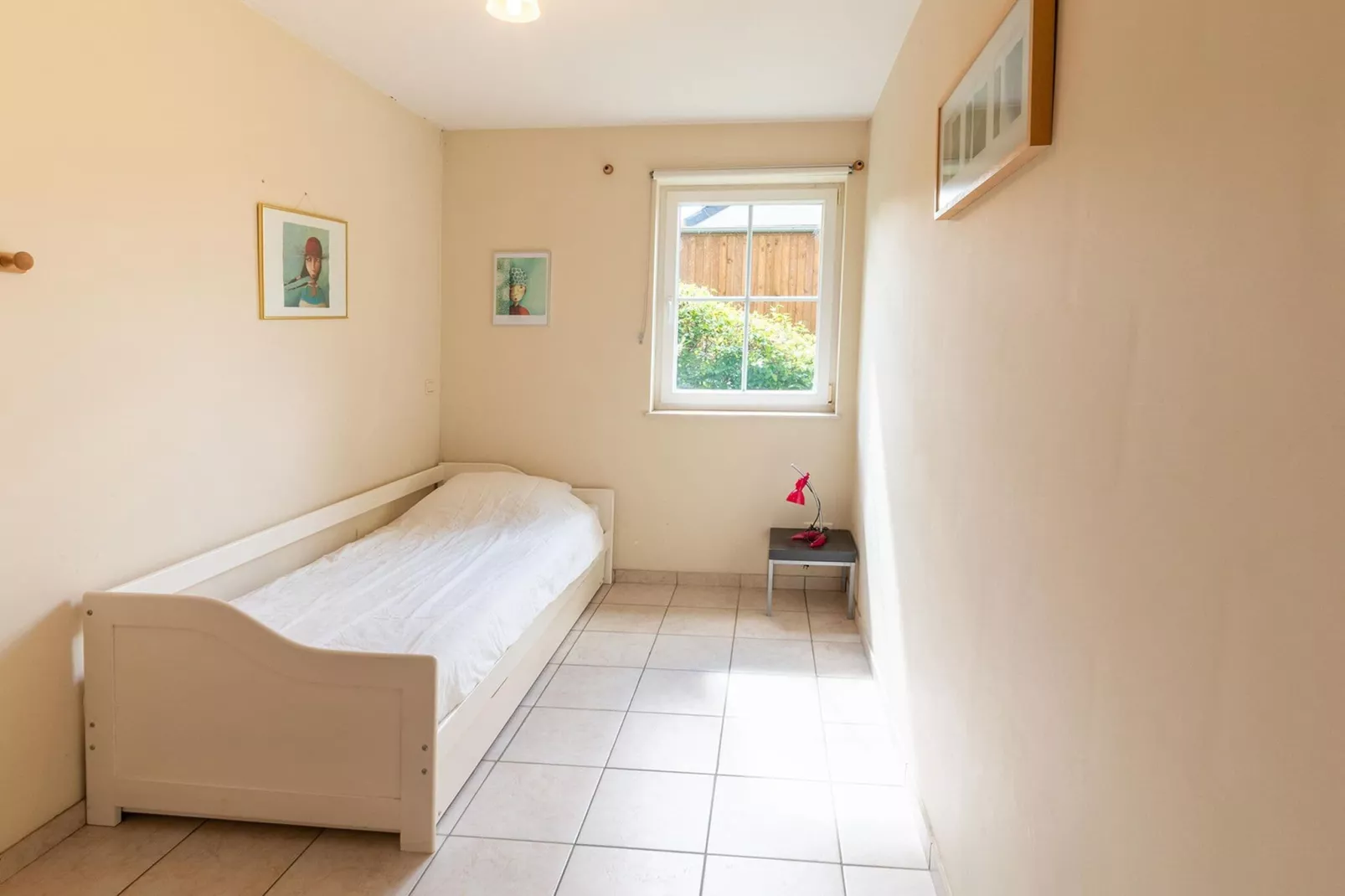 Yameta Down-Bedroom
