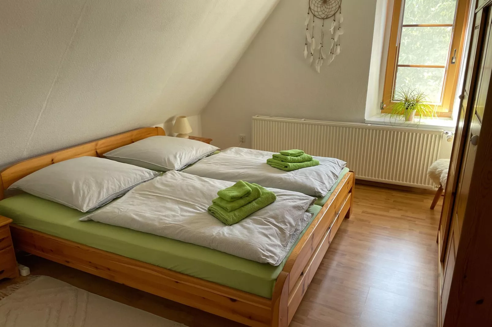 Schöne Wohnung im reetgedachten Bauernhaus-Chambre