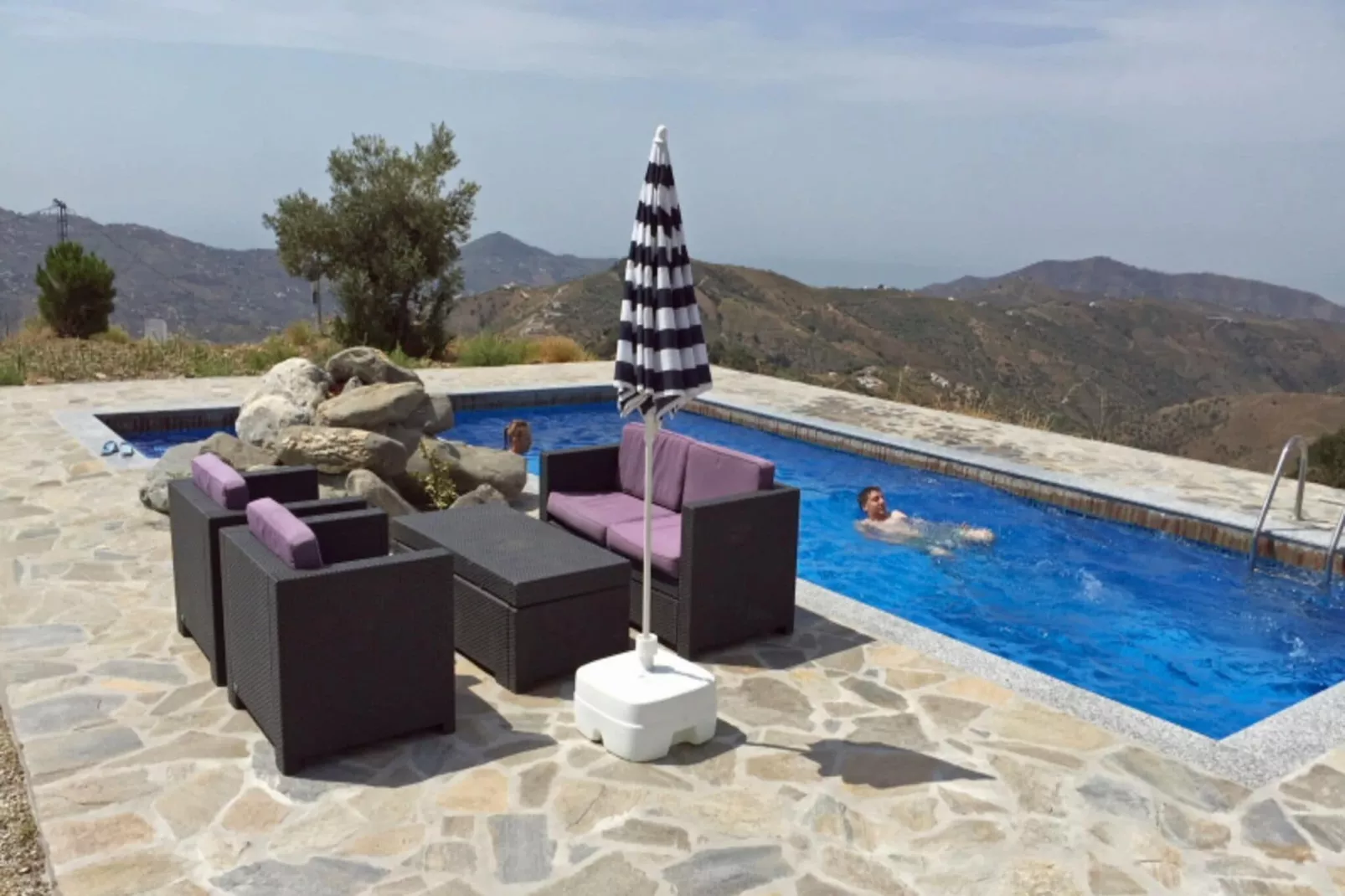 5001-Pool
