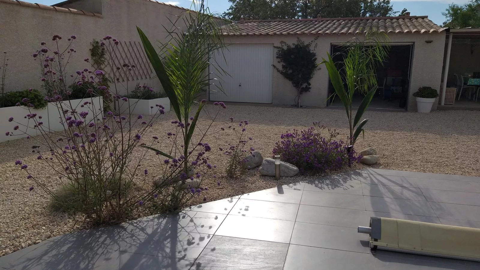 Parasar-Gardens summer