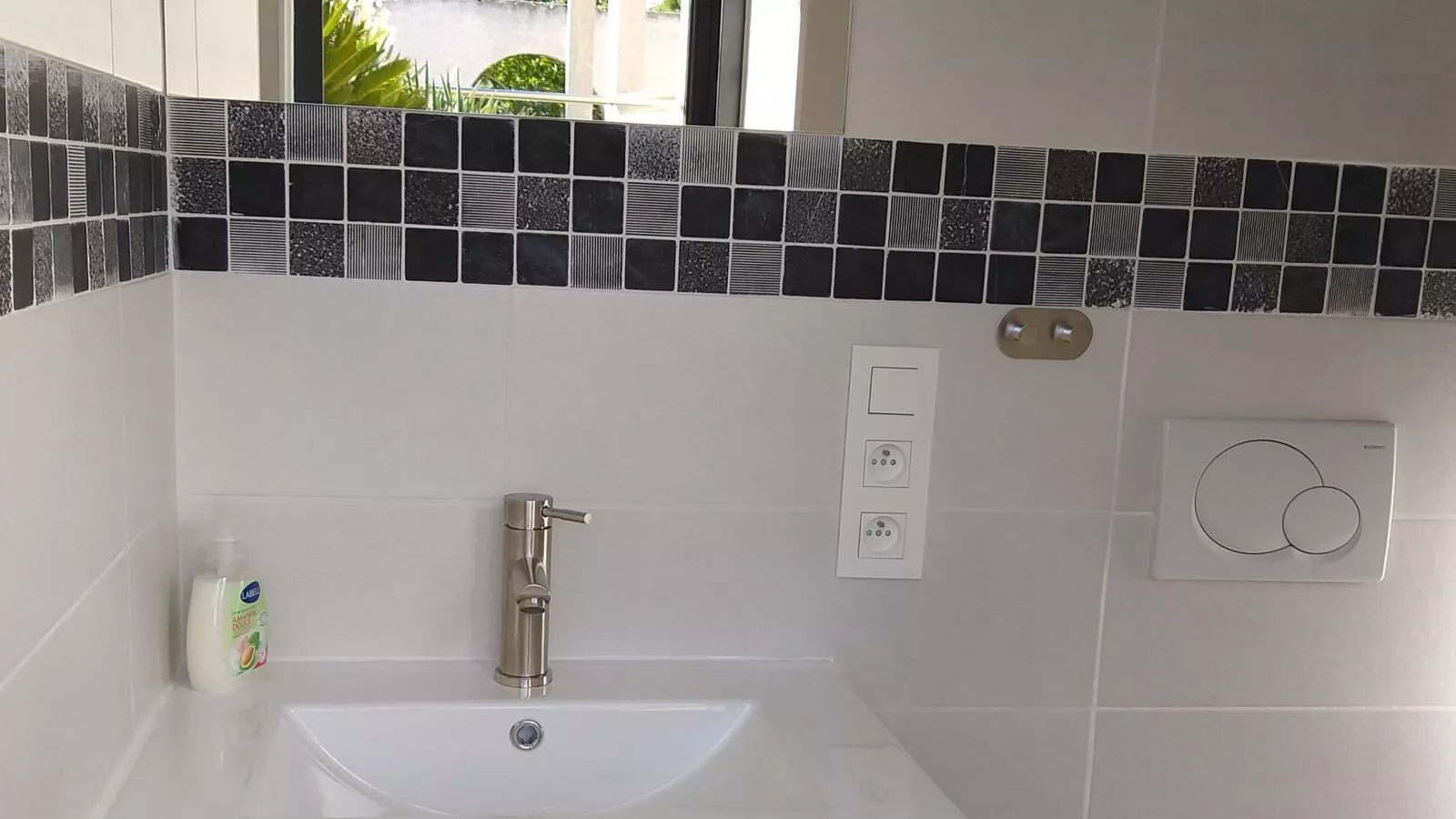 Parasar-Bathroom