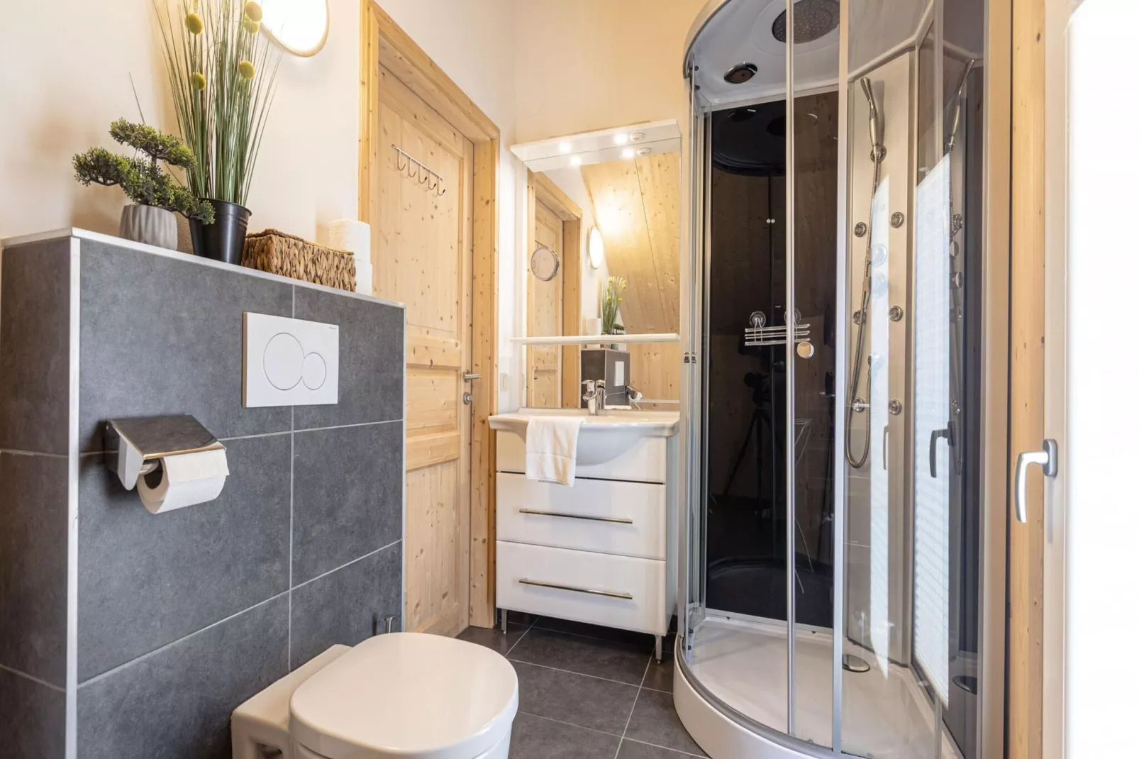 Kreischberg Chalets 11b-Bathroom