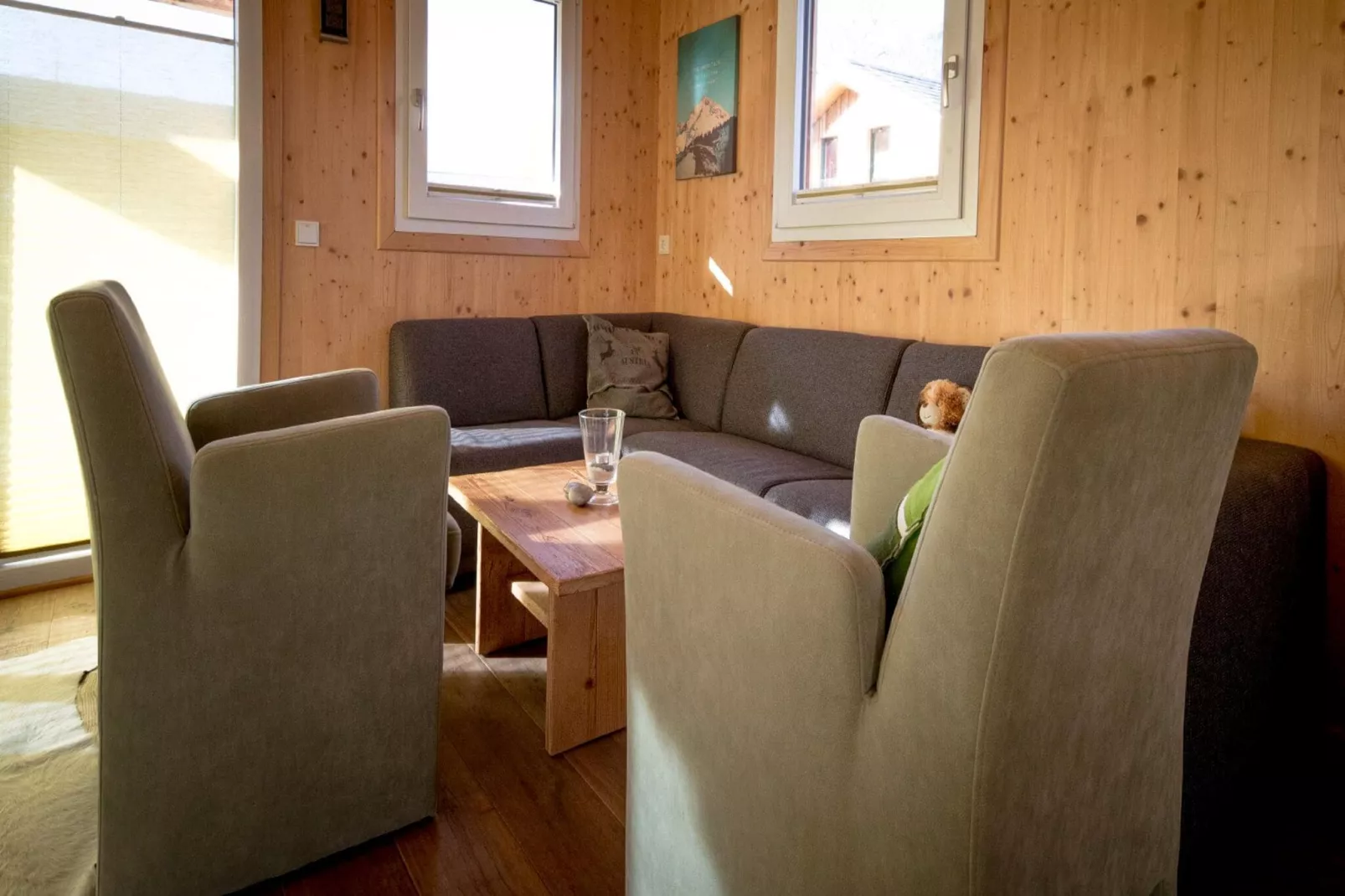 Kreischberg Chalets 15-Living room