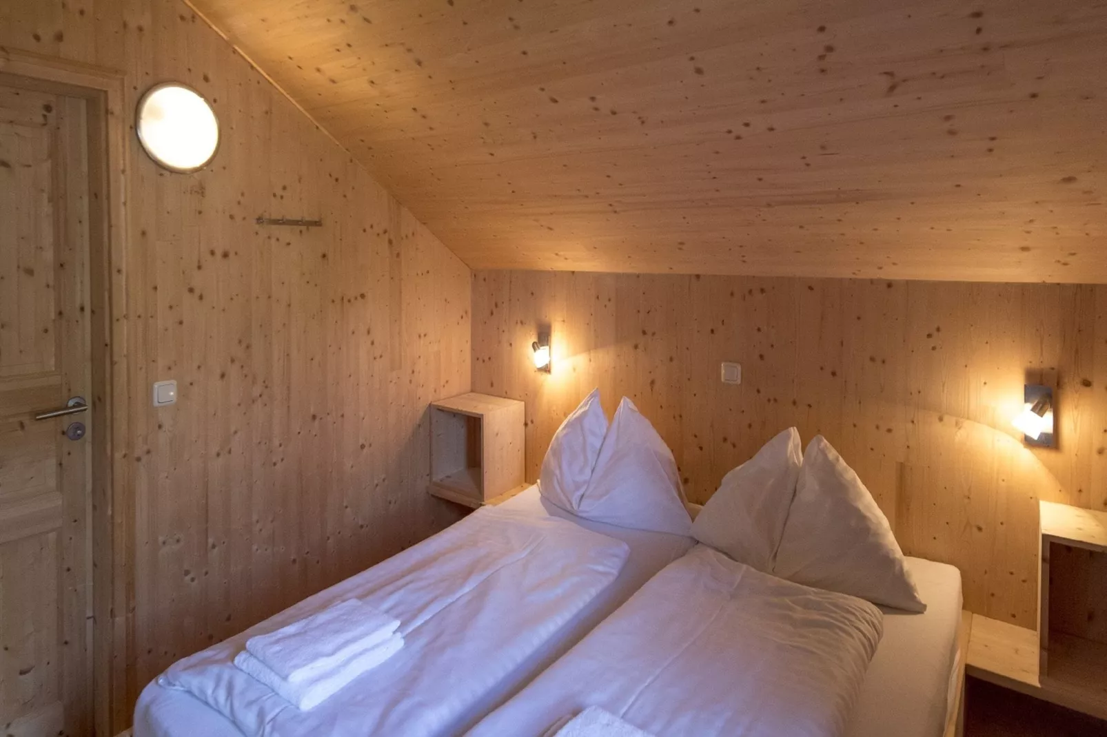 Kreischberg Chalets 12b-Bedroom