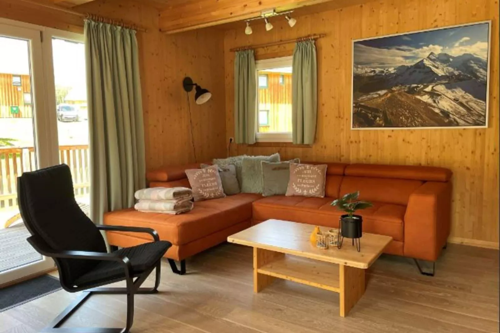 Kreischberg Chalets 16-Living room