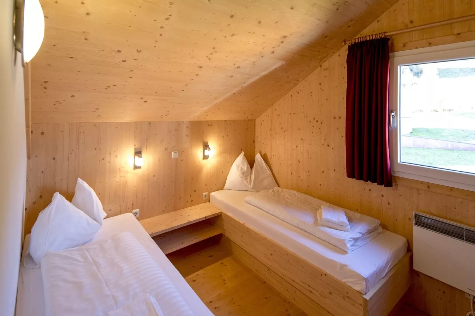 Kreischberg Chalets 13b-Bedroom