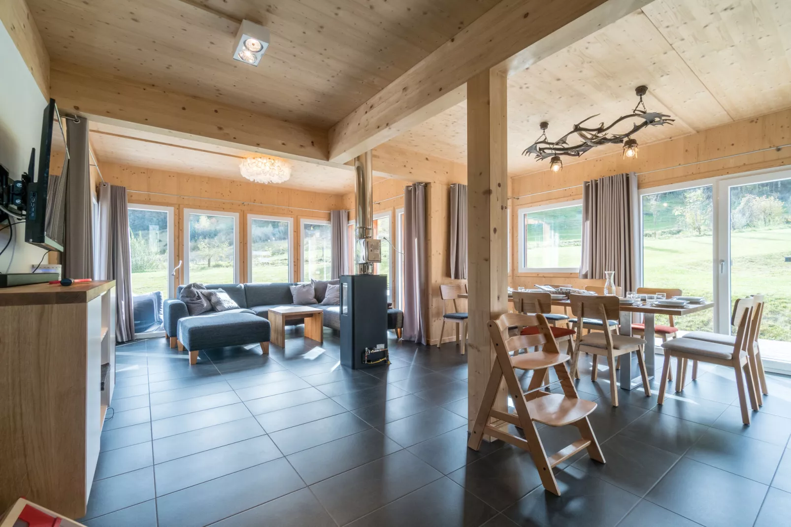 Kreischberg Chalets 23-Living room