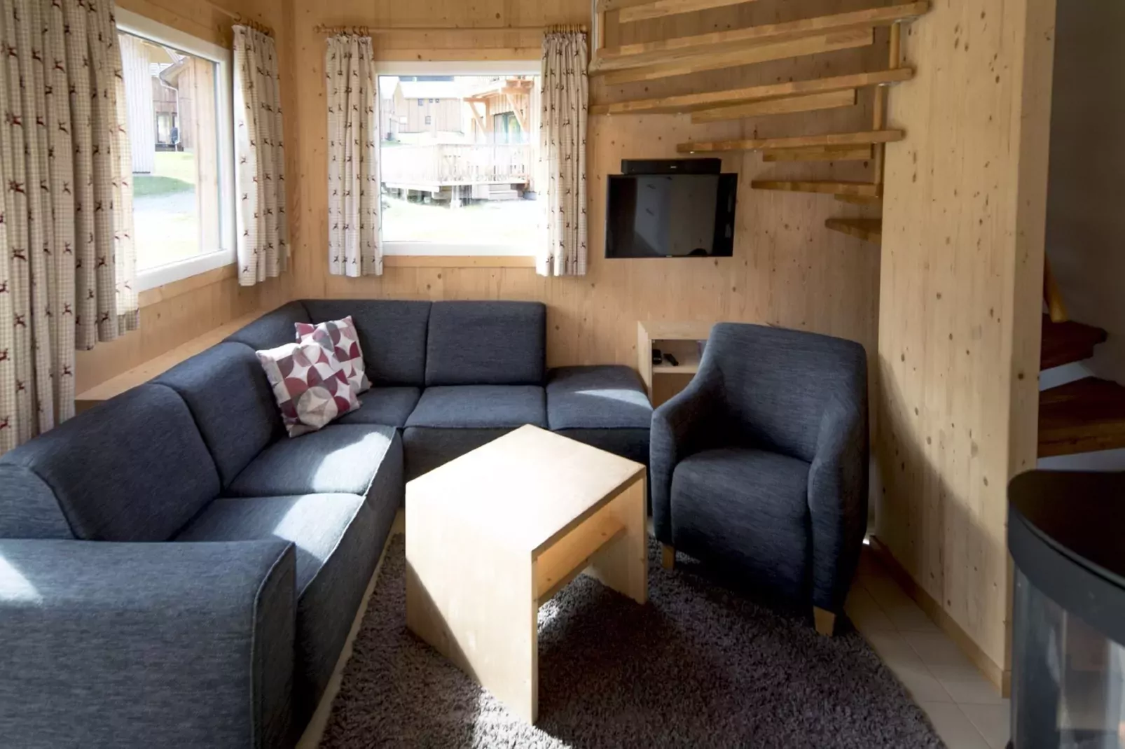 Kreischberg Chalets 20-Living room