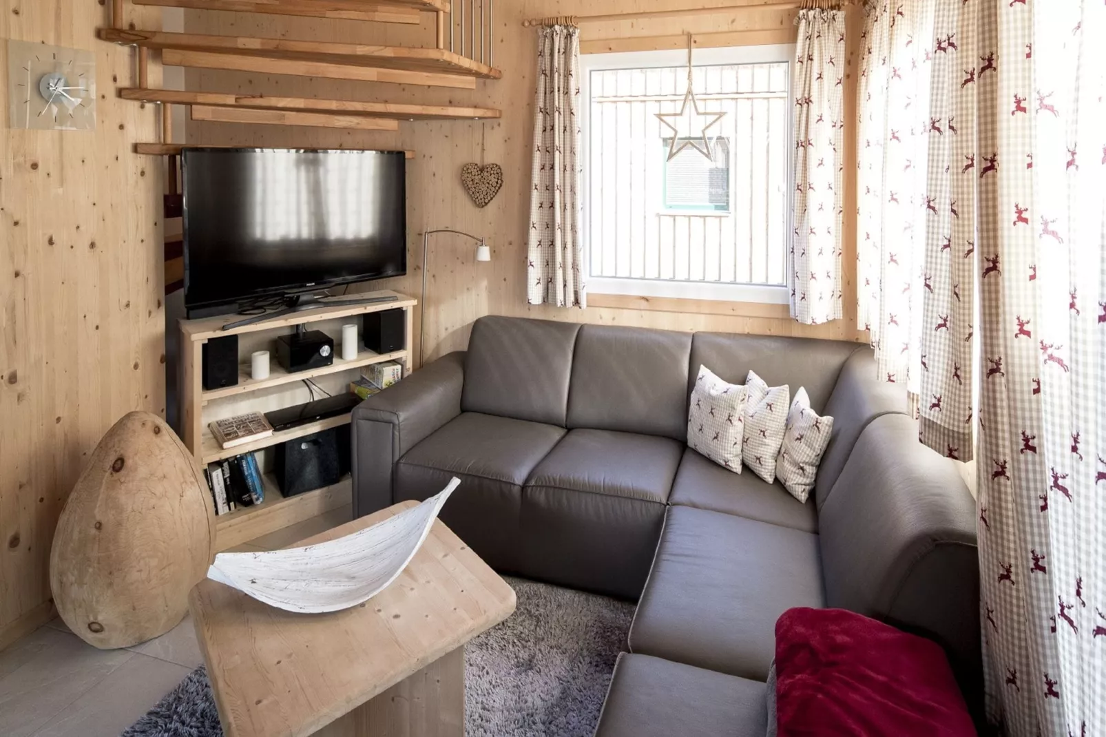 Kreischberg Chalets 4b-Living room
