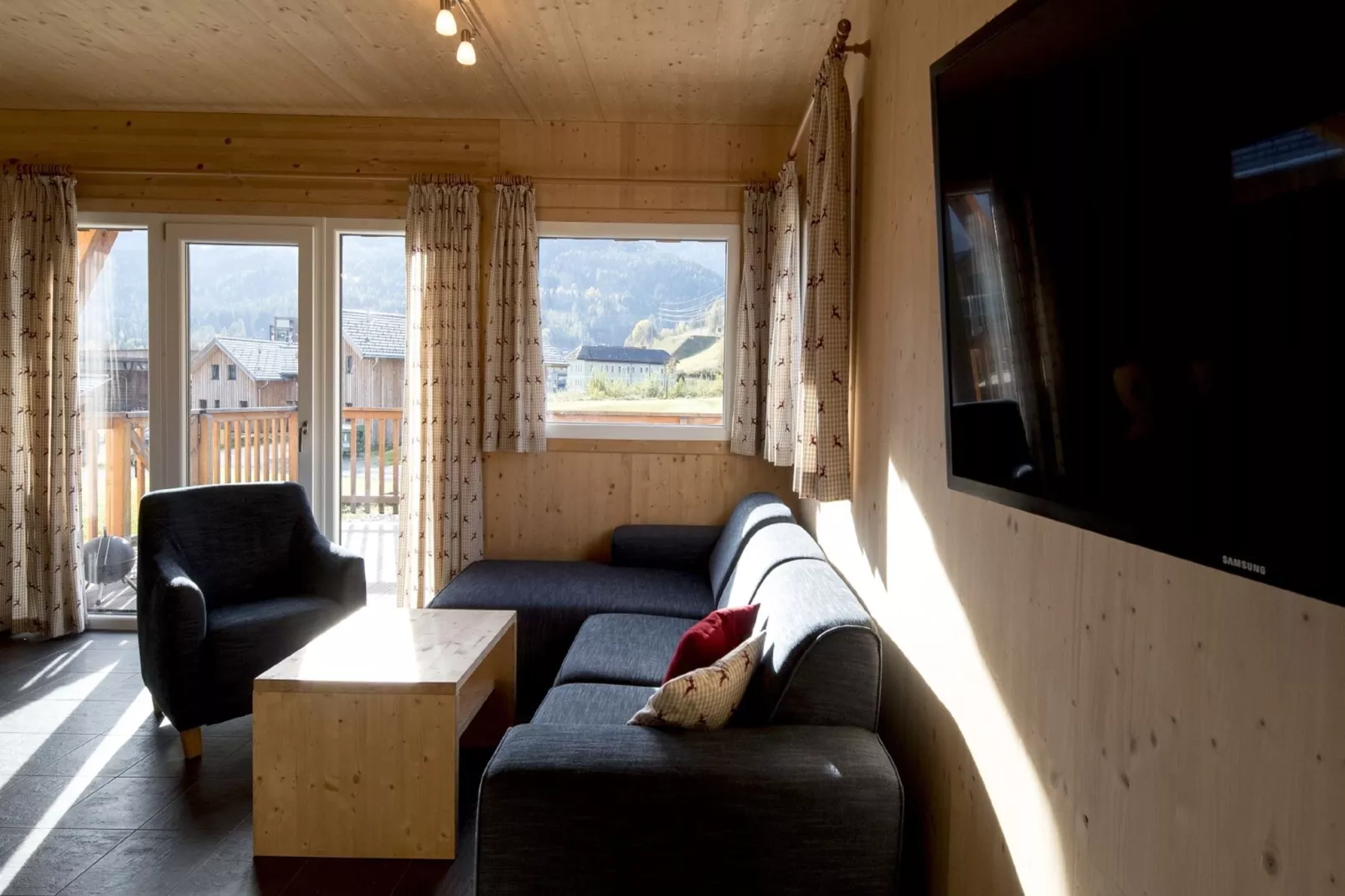Kreischberg Chalets 22-Living room