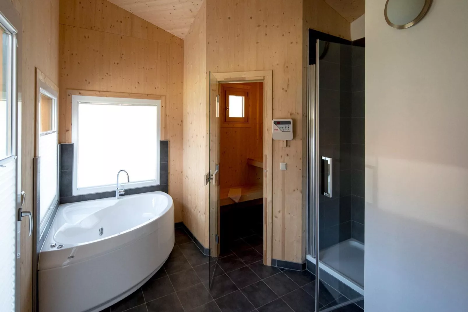Kreischberg Chalets 22-Bathroom