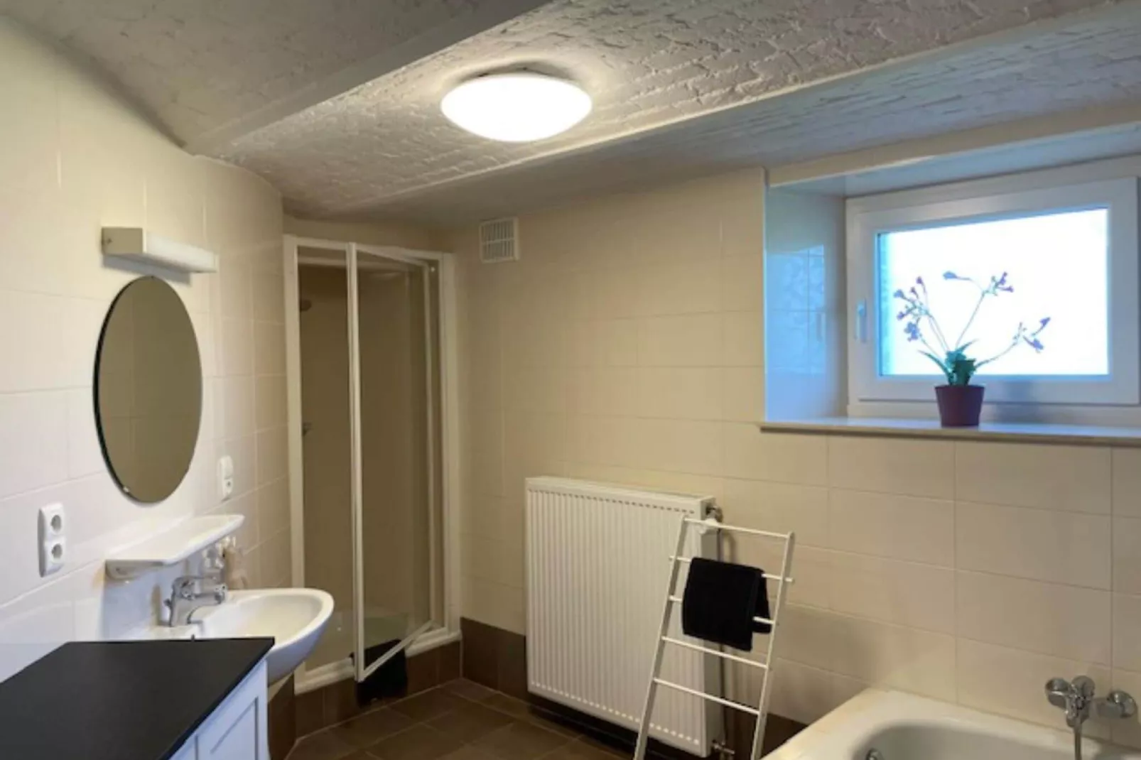Gite la Randonnee-Badezimmer