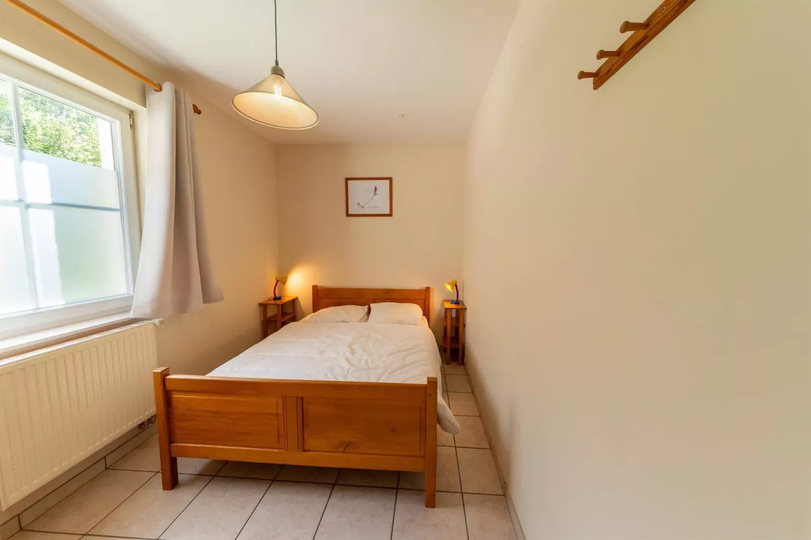 Yameta small-Bedroom