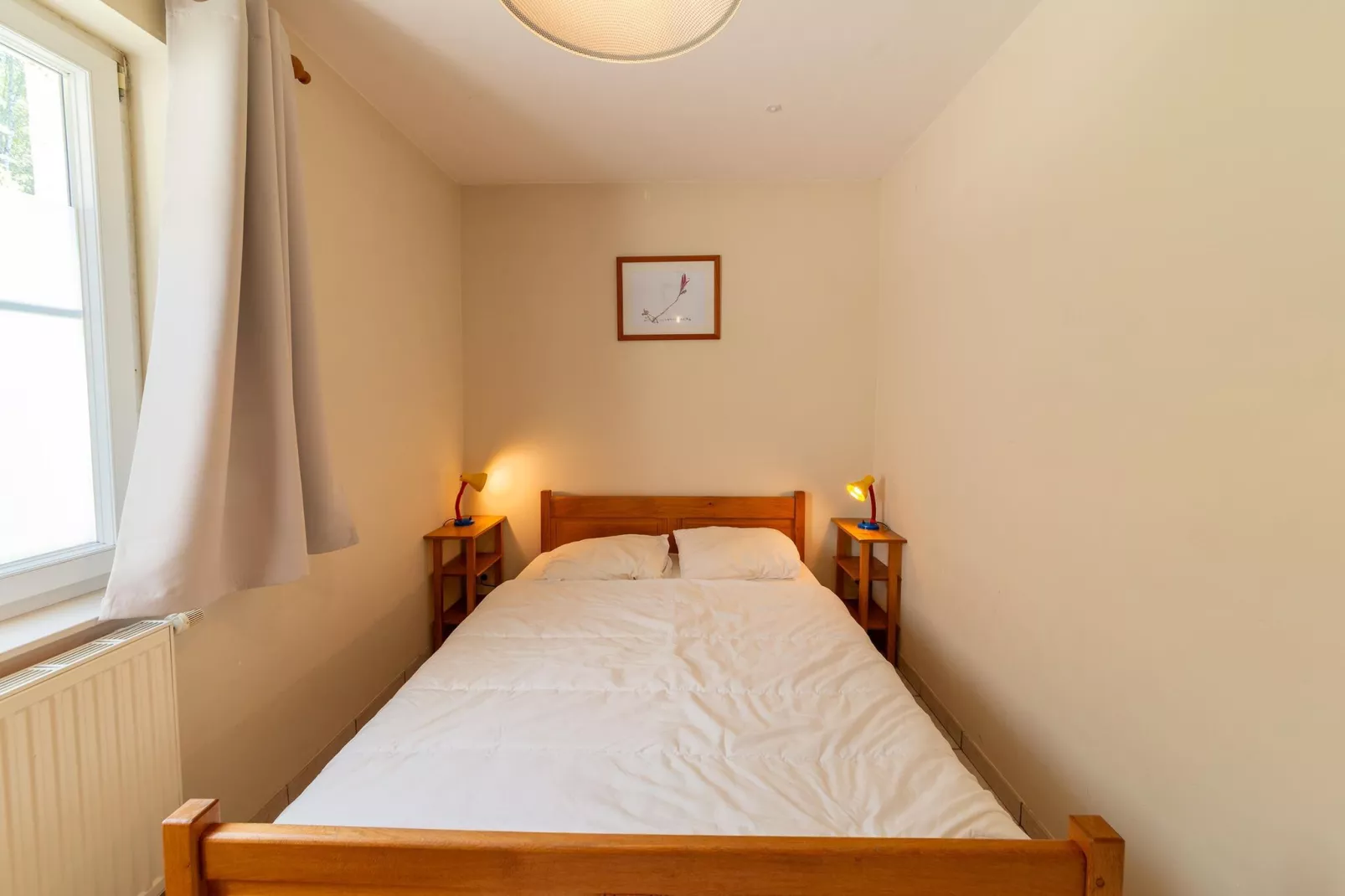 Yameta small-Bedroom