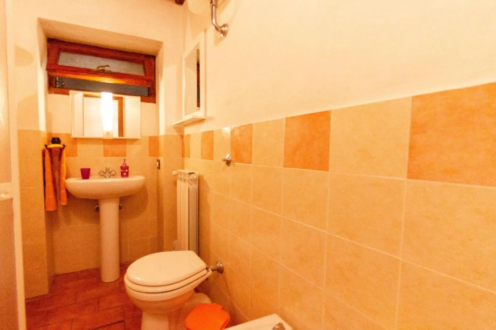 Podere di Mero Casolare-Bathroom