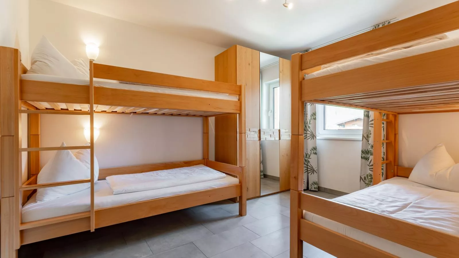 Ferdinand B-Bedroom