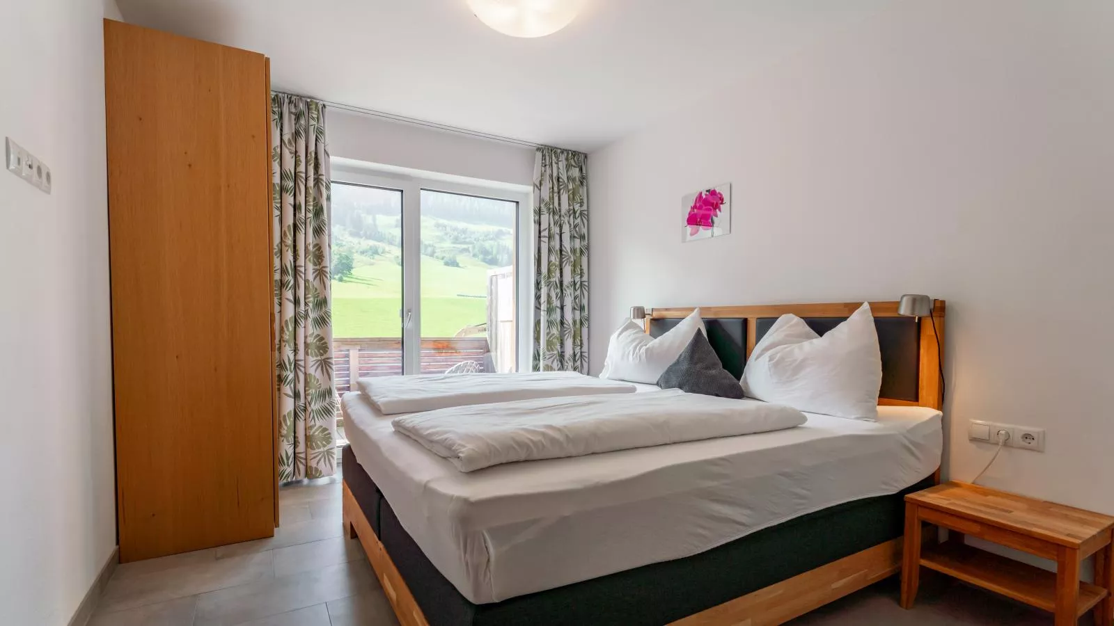 Ferdinand B-Bedroom