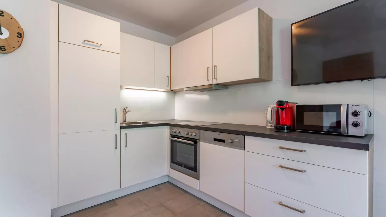 Ferdinand B-Kitchen