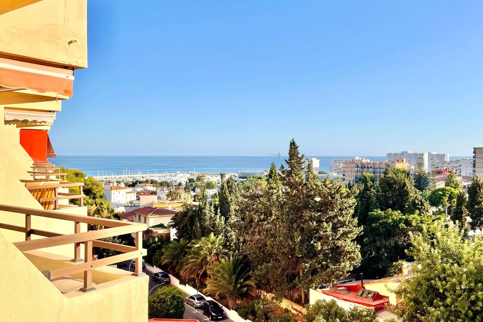Duquesa de España-View summer