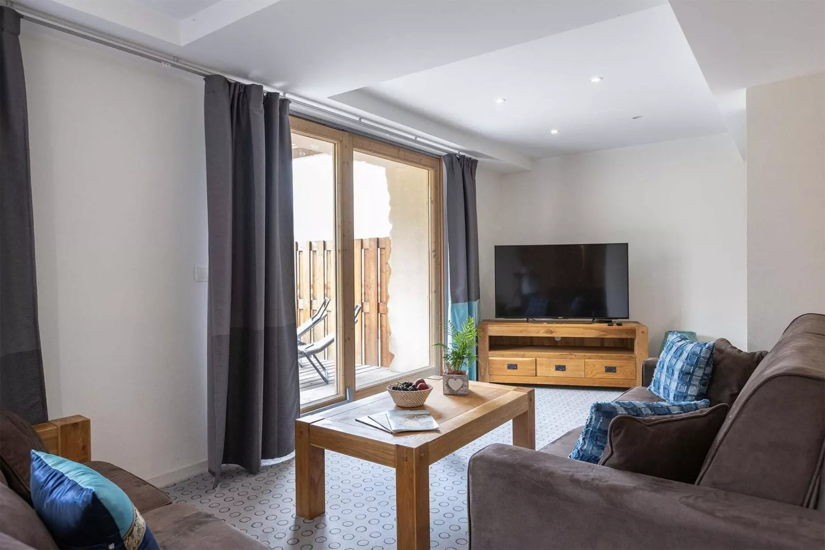 Chalets Les Amis 1-Living room