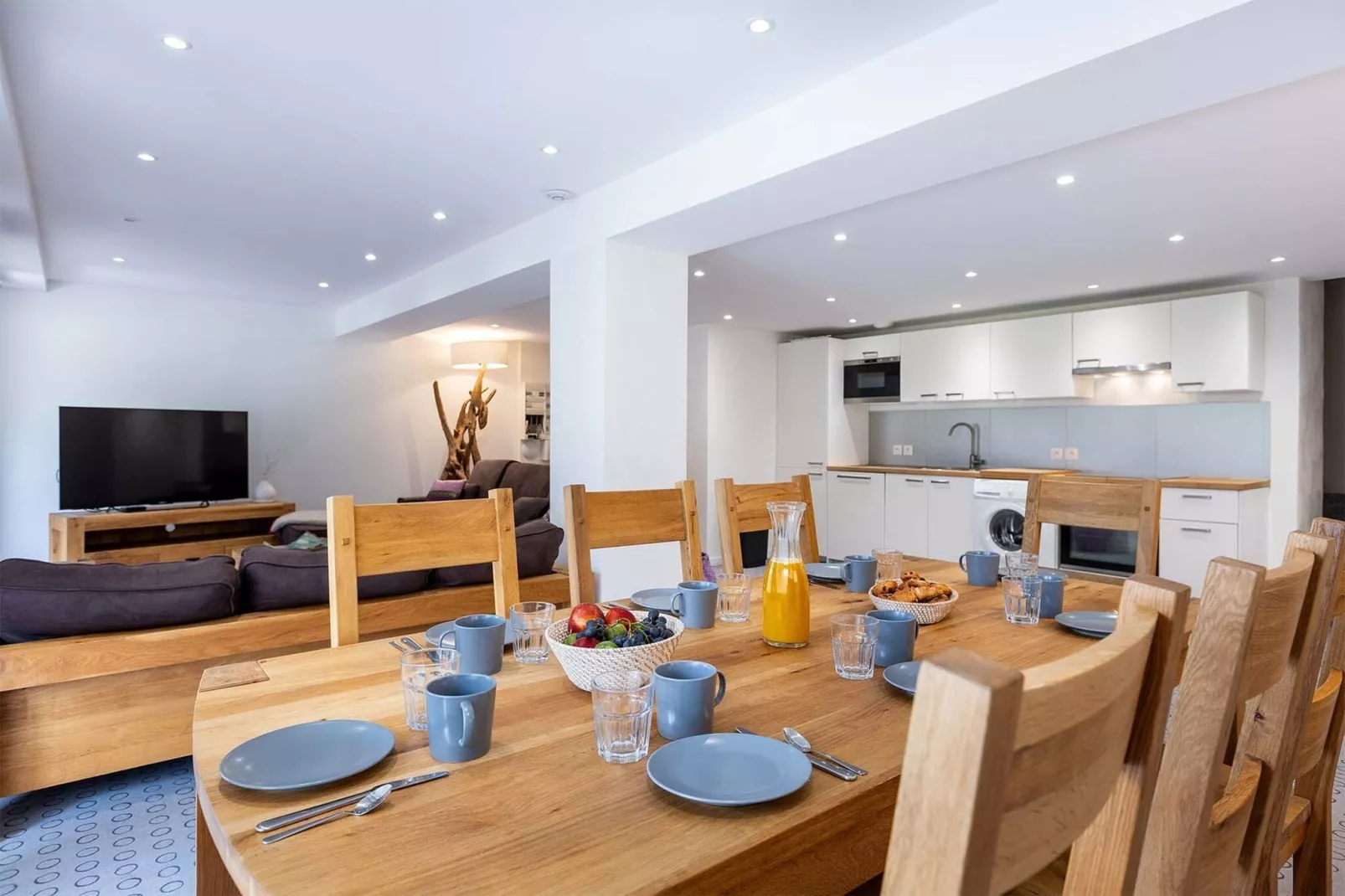Chalets Les Amis 2-Dining room