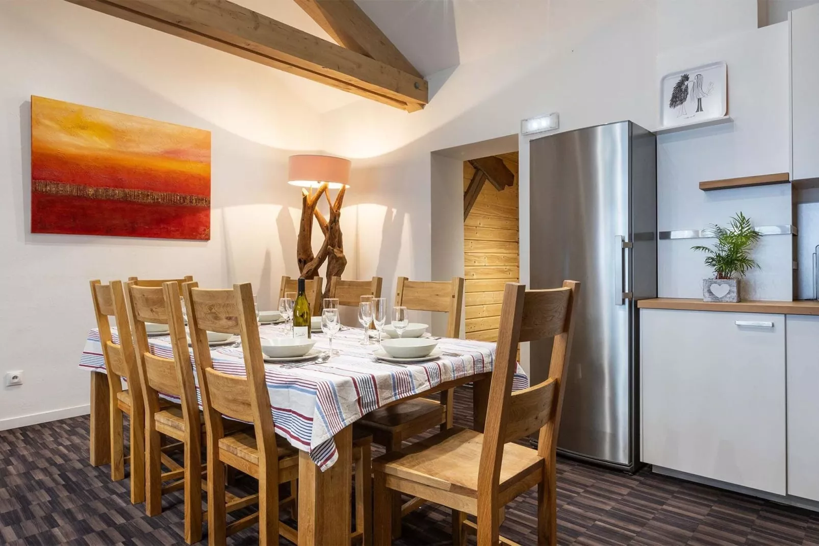 Chalets Les Amis 3-Dining room