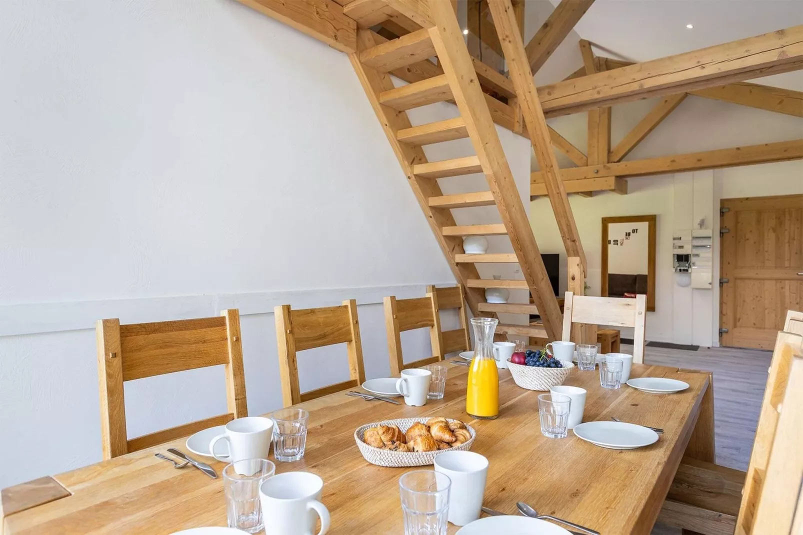 Chalets Les Amis 4-Dining room