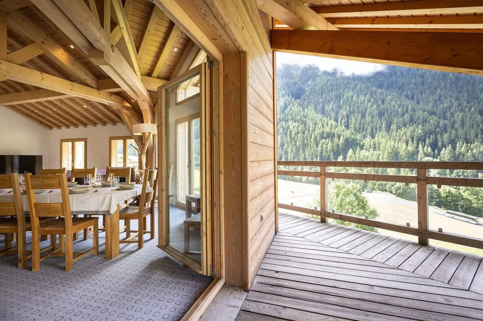 Chalets Les Amis 5-Terrace balcony