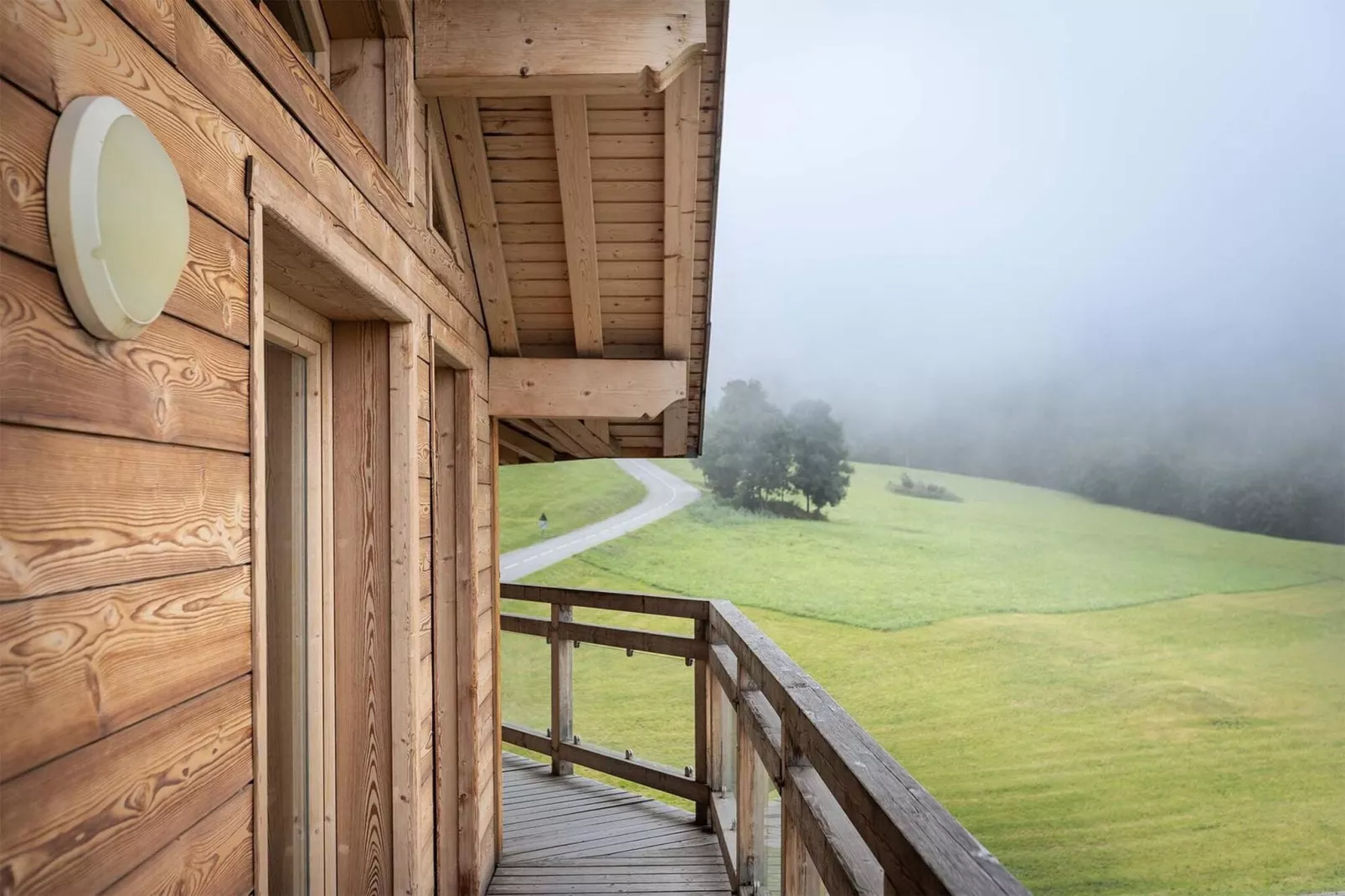 Chalets Les Amis 5-Terrace balcony